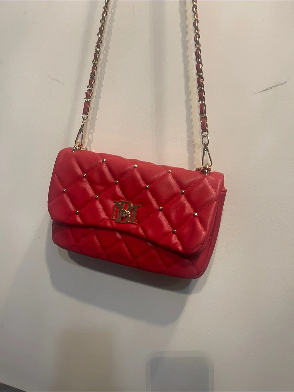 Badgley Mischka NWT Red Quilted Chain Shoulder Bag or hand purse with gold & red